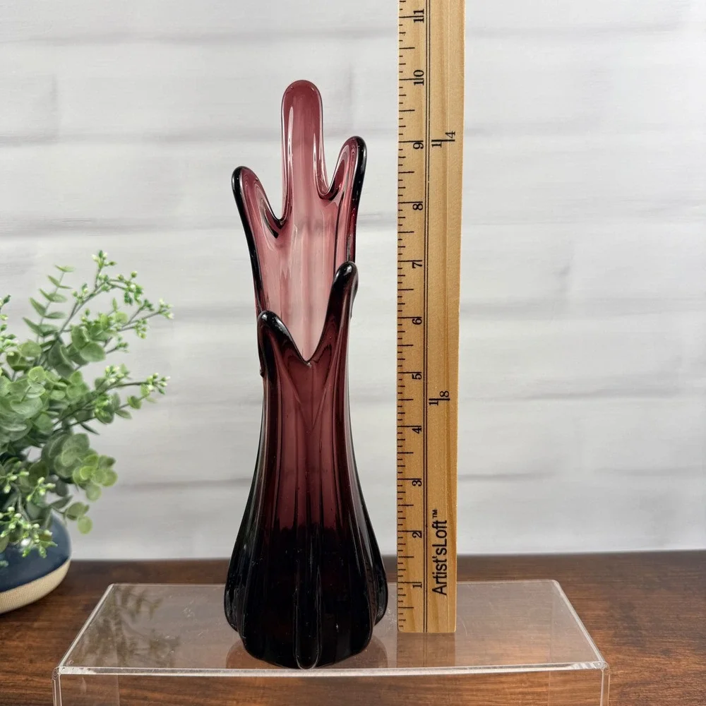 Amethyst Purple Swung Art Glass Vase Vintage Ribbed 10